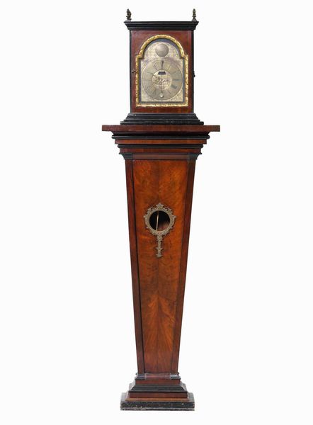 Orologio a colonna con cassa in legno. Inghilterra, Francyn Spurny  - Asta Antiquariato Luglio | Cambi Time - Associazione Nazionale - Case d'Asta italiane