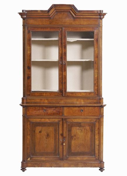 Credenza a due ante con alzata a vetro. XIX-XX secolo  - Asta Antiquariato Luglio | Cambi Time - Associazione Nazionale - Case d'Asta italiane