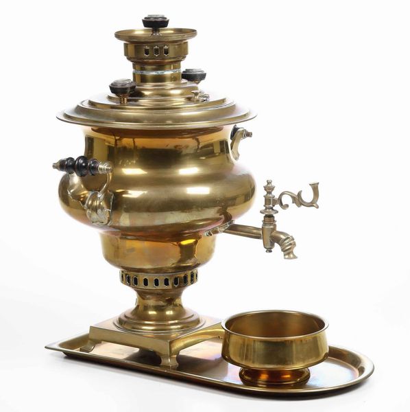 Samovar in ottone  - Asta Antiquariato Luglio | Cambi Time - Associazione Nazionale - Case d'Asta italiane