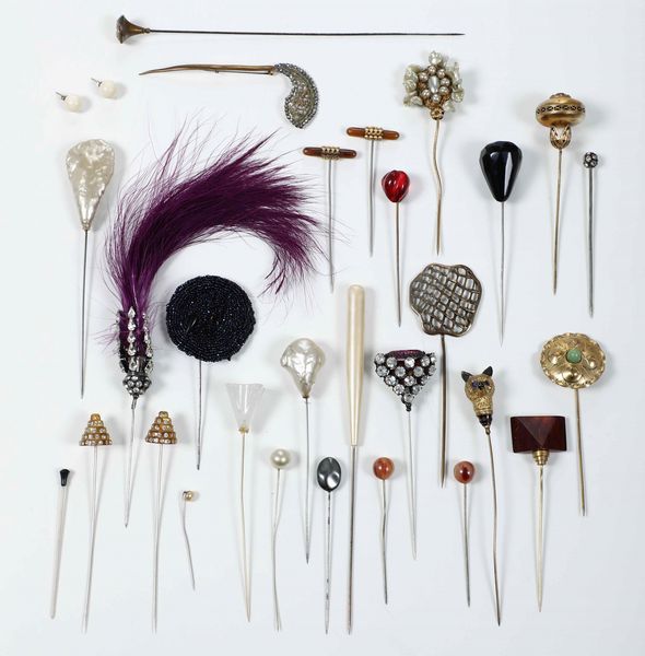 29 accessori per acconciature e altro, anni '20 - '30  - Asta Antiquariato Luglio | Cambi Time - Associazione Nazionale - Case d'Asta italiane