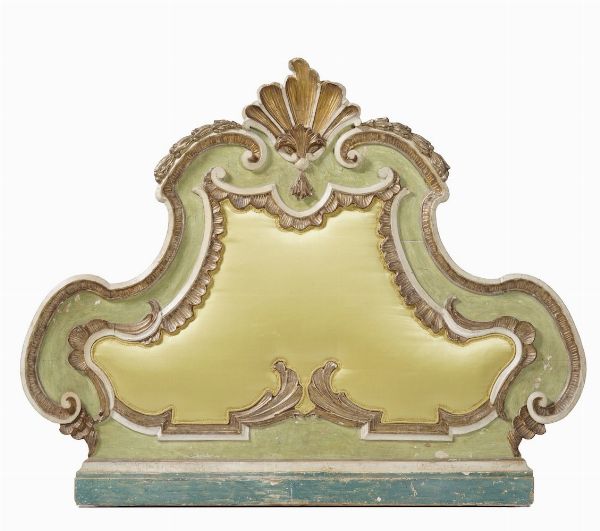 Testiera sagomata, XIX secolo  - Asta Antiquariato Luglio | Cambi Time - Associazione Nazionale - Case d'Asta italiane