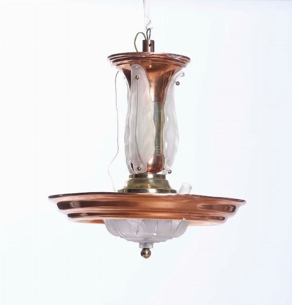Lampadario in rame e vetri. XX secolo  - Asta Antiquariato Luglio | Cambi Time - Associazione Nazionale - Case d'Asta italiane