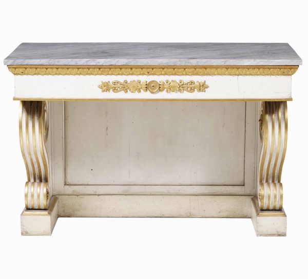 Coppia di consolles con specchiere in legno intagliato, laccato e dorato. XVIII-XIX secolo  - Asta Antiquariato Luglio | Cambi Time - Associazione Nazionale - Case d'Asta italiane