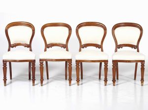 Tavolo in mogano e sei sedie in stile. Inghilterra XIX-XX secolo  - Asta Antiquariato Luglio | Cambi Time - Associazione Nazionale - Case d'Asta italiane