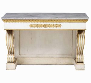 Coppia di consolles con specchiere in legno intagliato, laccato e dorato. XVIII-XIX secolo  - Asta Antiquariato Luglio | Cambi Time - Associazione Nazionale - Case d'Asta italiane