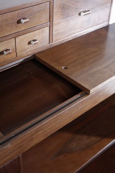 SCARPA AFRA (1937 -2011) & TOBIA (n. 1935) : attribuito. Credenza per Bernini  - Asta Asta 371 | DESIGN E ARTI DECORATIVE DEL NOVECENTO Online - Associazione Nazionale - Case d'Asta italiane