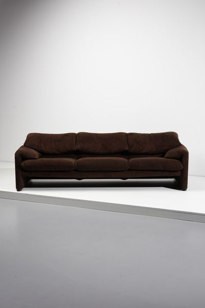 MAGISTRETTI VICO (1920 - 2006) : Divano Maralunga per Cassina  - Asta Asta 371 | DESIGN E ARTI DECORATIVE DEL NOVECENTO Online - Associazione Nazionale - Case d'Asta italiane