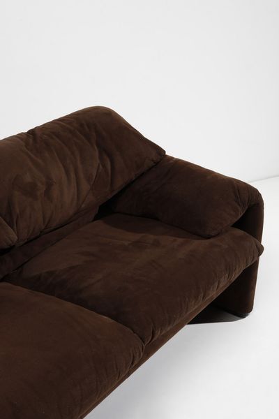 MAGISTRETTI VICO (1920 - 2006) : Divano Maralunga per Cassina  - Asta Asta 371 | DESIGN E ARTI DECORATIVE DEL NOVECENTO Online - Associazione Nazionale - Case d'Asta italiane