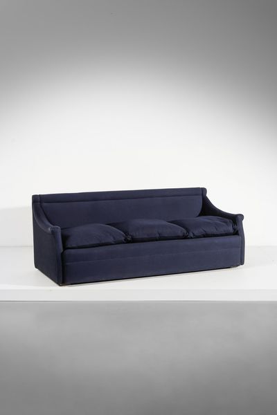 CACCIA DOMINIONI LUIGI (n. 1913) : Divano San Siro per Azucena  - Asta Asta 371 | DESIGN E ARTI DECORATIVE DEL NOVECENTO Online - Associazione Nazionale - Case d'Asta italiane