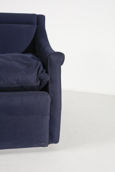 CACCIA DOMINIONI LUIGI (n. 1913) : Divano San Siro per Azucena  - Asta Asta 371 | DESIGN E ARTI DECORATIVE DEL NOVECENTO Online - Associazione Nazionale - Case d'Asta italiane