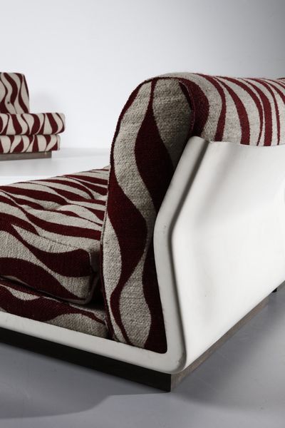 BELLINI MARIO (n. 1935) : nello stile di. Cinque poltrone  - Asta Asta 371 | DESIGN E ARTI DECORATIVE DEL NOVECENTO Online - Associazione Nazionale - Case d'Asta italiane