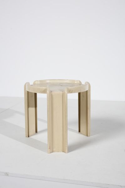 STOPPINO GIOTTO (n. 1926) : Tre tavolini impilabili per Kartell  - Asta Asta 371 | DESIGN E ARTI DECORATIVE DEL NOVECENTO Online - Associazione Nazionale - Case d'Asta italiane