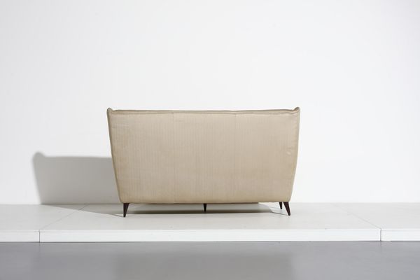 ISA BERGAMO : Divano  - Asta Asta 371 | DESIGN E ARTI DECORATIVE DEL NOVECENTO Online - Associazione Nazionale - Case d'Asta italiane