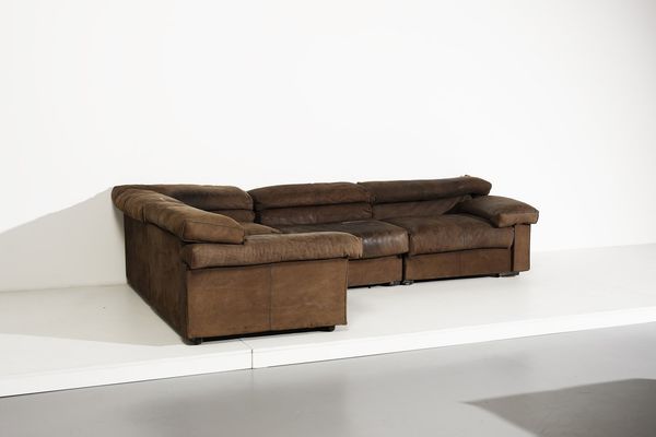 SCARPA AFRA (1937 -2011) & TOBIA (n. 1935) : Divano Erasmo per B&B Italia  - Asta Asta 371 | DESIGN E ARTI DECORATIVE DEL NOVECENTO Online - Associazione Nazionale - Case d'Asta italiane