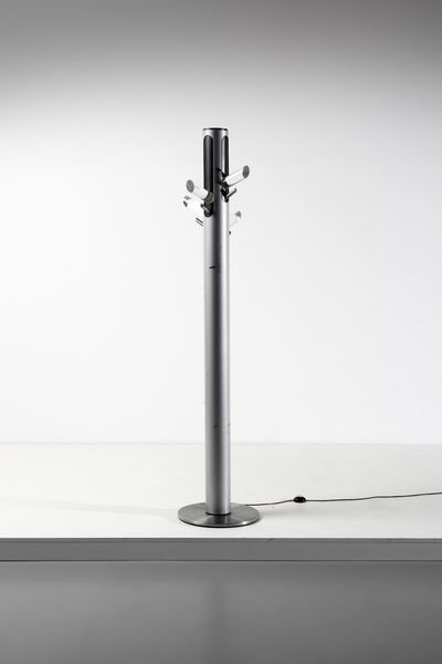 MANIFATTURA ITALIANA : Attaccapanni  - Asta Asta 371 | DESIGN E ARTI DECORATIVE DEL NOVECENTO Online - Associazione Nazionale - Case d'Asta italiane