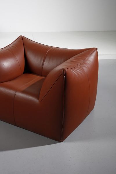 BELLINI MARIO (n. 1935) : Divano e poltrona Le Bambole  - Asta Asta 371 | DESIGN E ARTI DECORATIVE DEL NOVECENTO Online - Associazione Nazionale - Case d'Asta italiane