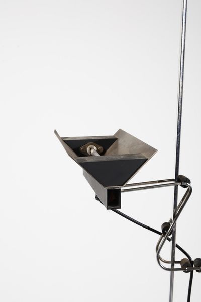 CHIGGIO ENNIO (n. 1938) : Lampada da terra MP per Lumenform  - Asta Asta 371 | DESIGN E ARTI DECORATIVE DEL NOVECENTO Online - Associazione Nazionale - Case d'Asta italiane