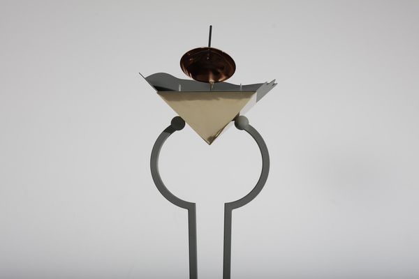 LA PIETRA UGO (n. 1938) : Lampada da terra per Banci, Firenze  - Asta Asta 371 | DESIGN E ARTI DECORATIVE DEL NOVECENTO Online - Associazione Nazionale - Case d'Asta italiane