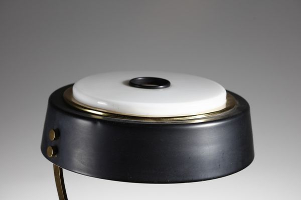 TORLASCO OSCAR (1934 - 2004) : Lampada da tavolo  - Asta Asta 371 | DESIGN E ARTI DECORATIVE DEL NOVECENTO Online - Associazione Nazionale - Case d'Asta italiane