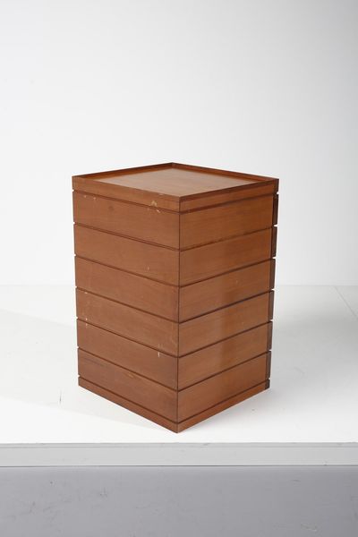 VODDER ARNE  (1926 - 2009) : Cassettiera  - Asta Asta 371 | DESIGN E ARTI DECORATIVE DEL NOVECENTO Online - Associazione Nazionale - Case d'Asta italiane