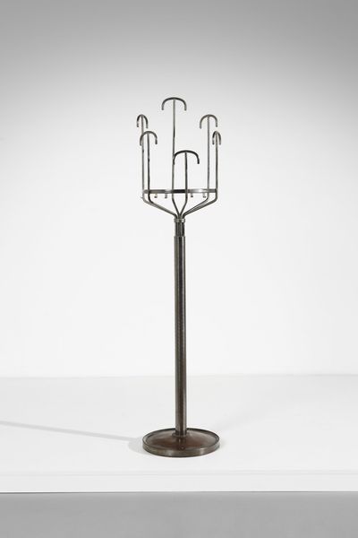 GRUPPO BBPR (n. 1932) : Appendiabiti Melpomene per Artemide  - Asta Asta 371 | DESIGN E ARTI DECORATIVE DEL NOVECENTO Online - Associazione Nazionale - Case d'Asta italiane