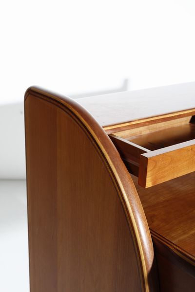 OFFREDI GIOVANNI (n. 1927) : Scrivania serie Antologia per Tosi Mobili  - Asta Asta 371 | DESIGN E ARTI DECORATIVE DEL NOVECENTO Online - Associazione Nazionale - Case d'Asta italiane