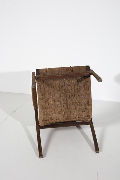 MANIFATTURA ITALIANA : Poltrona con poggiapiedi  - Asta Asta 371 | DESIGN E ARTI DECORATIVE DEL NOVECENTO Online - Associazione Nazionale - Case d'Asta italiane