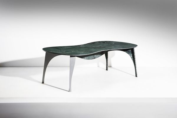 ARAD RON (n. 1951) : Boat Eye Table per Bigelli Marmi  - Asta Asta 371 | DESIGN E ARTI DECORATIVE DEL NOVECENTO Online - Associazione Nazionale - Case d'Asta italiane