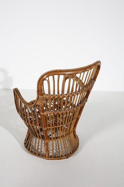 CARMINATI LIO : nello stile di. Coppia di poltroncine per Bonacina  - Asta Asta 371 | DESIGN E ARTI DECORATIVE DEL NOVECENTO Online - Associazione Nazionale - Case d'Asta italiane