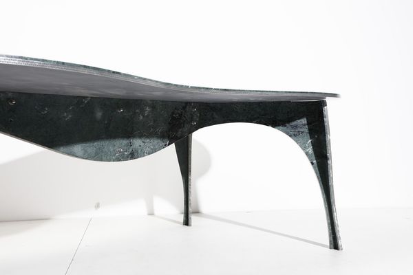 ARAD RON (n. 1951) : Boat Eye Table per Bigelli Marmi  - Asta Asta 371 | DESIGN E ARTI DECORATIVE DEL NOVECENTO Online - Associazione Nazionale - Case d'Asta italiane