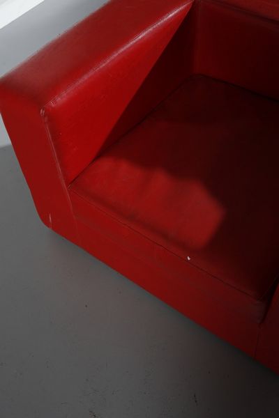 LANDELS WILLIE (n. 1928) : Divano con coppia di poltrone Throw-Away per Zanotta  - Asta Asta 371 | DESIGN E ARTI DECORATIVE DEL NOVECENTO Online - Associazione Nazionale - Case d'Asta italiane