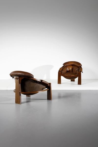 FRIGERIO LUCIANO (1928 - 1999) : nello stile di. Coppia di poltrone  - Asta Asta 371 | DESIGN E ARTI DECORATIVE DEL NOVECENTO Online - Associazione Nazionale - Case d'Asta italiane