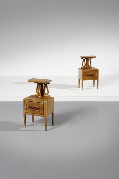 MANIFATTURA ITALIANA : Coppia di comodini  - Asta Asta 371 | DESIGN E ARTI DECORATIVE DEL NOVECENTO Online - Associazione Nazionale - Case d'Asta italiane