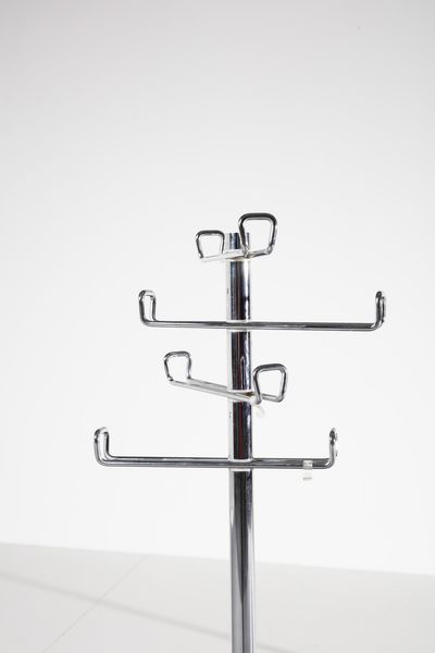 MANIFATTURA ITALIANA : Coppia di appendiabiti  - Asta Asta 371 | DESIGN E ARTI DECORATIVE DEL NOVECENTO Online - Associazione Nazionale - Case d'Asta italiane