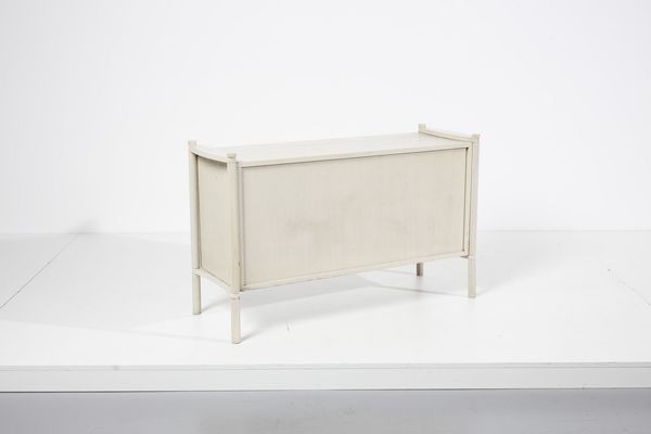 FUKUOH HIROZI : Credenza Archimede per Gavina  - Asta Asta 371 | DESIGN E ARTI DECORATIVE DEL NOVECENTO Online - Associazione Nazionale - Case d'Asta italiane