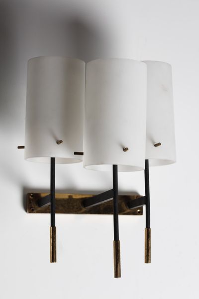 STILNOVO : attribuito. Quattro appliques  - Asta Asta 371 | DESIGN E ARTI DECORATIVE DEL NOVECENTO Online - Associazione Nazionale - Case d'Asta italiane