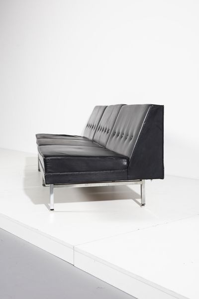 NELSON GEORGE (1908 - 1986) : Divano e poltrona  - Asta Asta 371 | DESIGN E ARTI DECORATIVE DEL NOVECENTO Online - Associazione Nazionale - Case d'Asta italiane