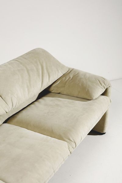 MAGISTRETTI VICO (1920 - 2006) : Divano Maralunga per Cassina  - Asta Asta 371 | DESIGN E ARTI DECORATIVE DEL NOVECENTO Online - Associazione Nazionale - Case d'Asta italiane