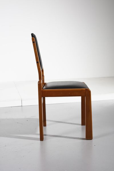 MANIFATTURA ITALIANA : Quattro sedie  - Asta Asta 371 | DESIGN E ARTI DECORATIVE DEL NOVECENTO Online - Associazione Nazionale - Case d'Asta italiane