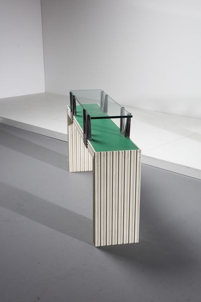 BORSANI OSVALDO (1911 - 1985) : attribuito. Coppia di consolle  - Asta Asta 371 | DESIGN E ARTI DECORATIVE DEL NOVECENTO Online - Associazione Nazionale - Case d'Asta italiane