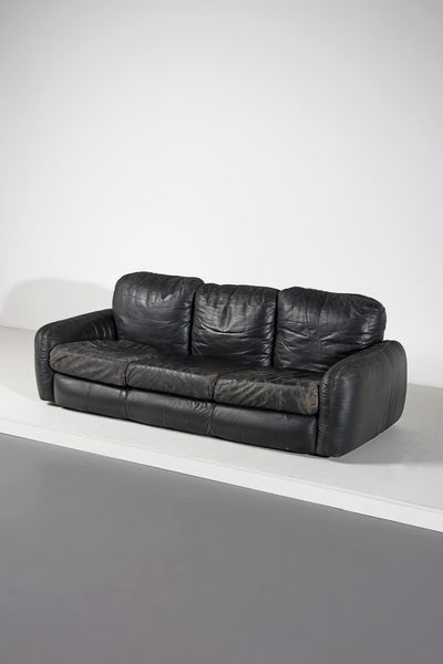 BOGA MARCO : Divano Piumotto per Mobili Busnelli  - Asta Asta 371 | DESIGN E ARTI DECORATIVE DEL NOVECENTO Online - Associazione Nazionale - Case d'Asta italiane