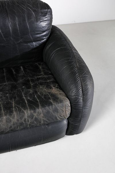 BOGA MARCO : Divano Piumotto per Mobili Busnelli  - Asta Asta 371 | DESIGN E ARTI DECORATIVE DEL NOVECENTO Online - Associazione Nazionale - Case d'Asta italiane