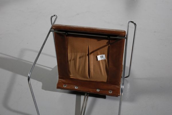 RADAELLI ERNESTO : Sei sedie P15 per Saporiti  - Asta Asta 371 | DESIGN E ARTI DECORATIVE DEL NOVECENTO Online - Associazione Nazionale - Case d'Asta italiane