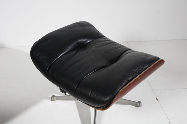EAMES CHARLES (1907 - 1978) : Eames Chair  - Asta Asta 371 | DESIGN E ARTI DECORATIVE DEL NOVECENTO Online - Associazione Nazionale - Case d'Asta italiane