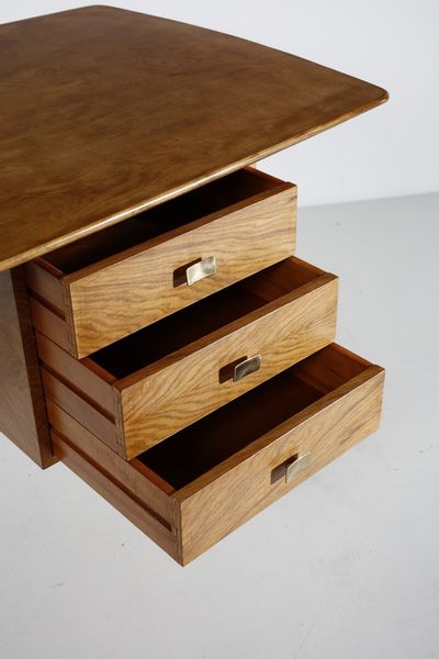 MANIFATTURA ITALIANA : Scrivania  - Asta Asta 371 | DESIGN E ARTI DECORATIVE DEL NOVECENTO Online - Associazione Nazionale - Case d'Asta italiane