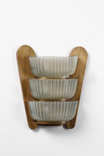 MANIFATTURA ITALIANA : Coppia di grandi appliques  - Asta Asta 371 | DESIGN E ARTI DECORATIVE DEL NOVECENTO Online - Associazione Nazionale - Case d'Asta italiane