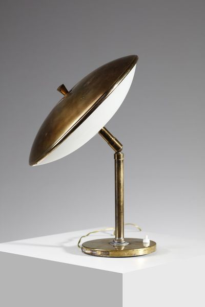 STILNOVO : attribuito. Lampada da tavolo  - Asta Asta 371 | DESIGN E ARTI DECORATIVE DEL NOVECENTO Online - Associazione Nazionale - Case d'Asta italiane