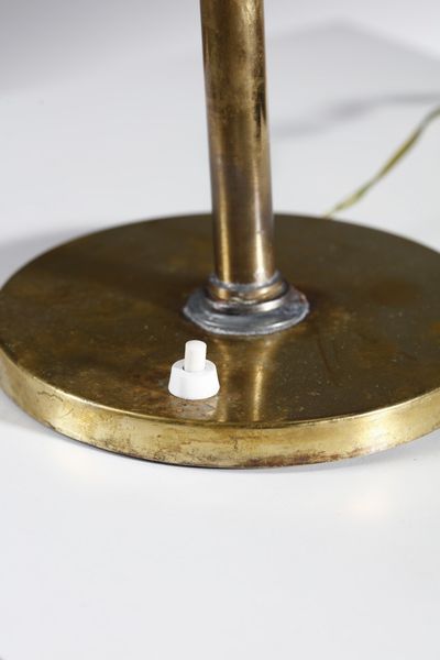 STILNOVO : attribuito. Lampada da tavolo  - Asta Asta 371 | DESIGN E ARTI DECORATIVE DEL NOVECENTO Online - Associazione Nazionale - Case d'Asta italiane