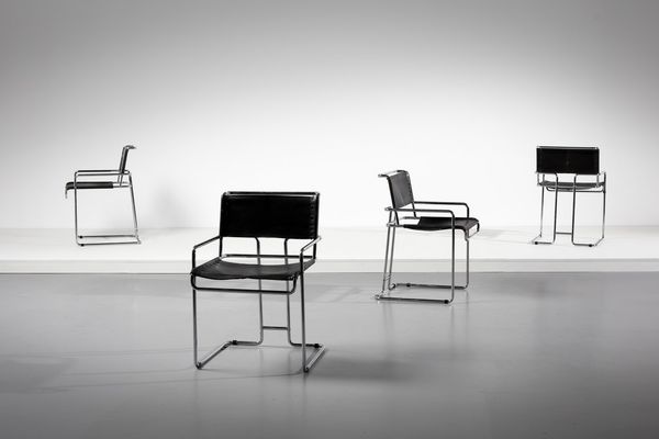 FALESCHINI GUIDO : Quattro sedie per Mariani  - Asta Asta 371 | DESIGN E ARTI DECORATIVE DEL NOVECENTO Online - Associazione Nazionale - Case d'Asta italiane