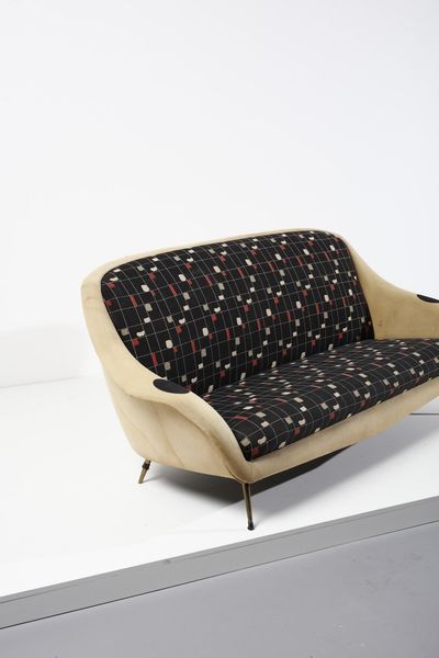 ROSSI DI ALBIZZATE GIUSEPPE (1909 - 2003) : attribuito. Divano  - Asta Asta 371 | DESIGN E ARTI DECORATIVE DEL NOVECENTO Online - Associazione Nazionale - Case d'Asta italiane